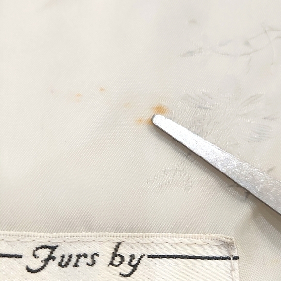 SAGA FOX BLUE FOX FUR BY WILSON,WOMEN'S LARGE - Picture 15 of 16